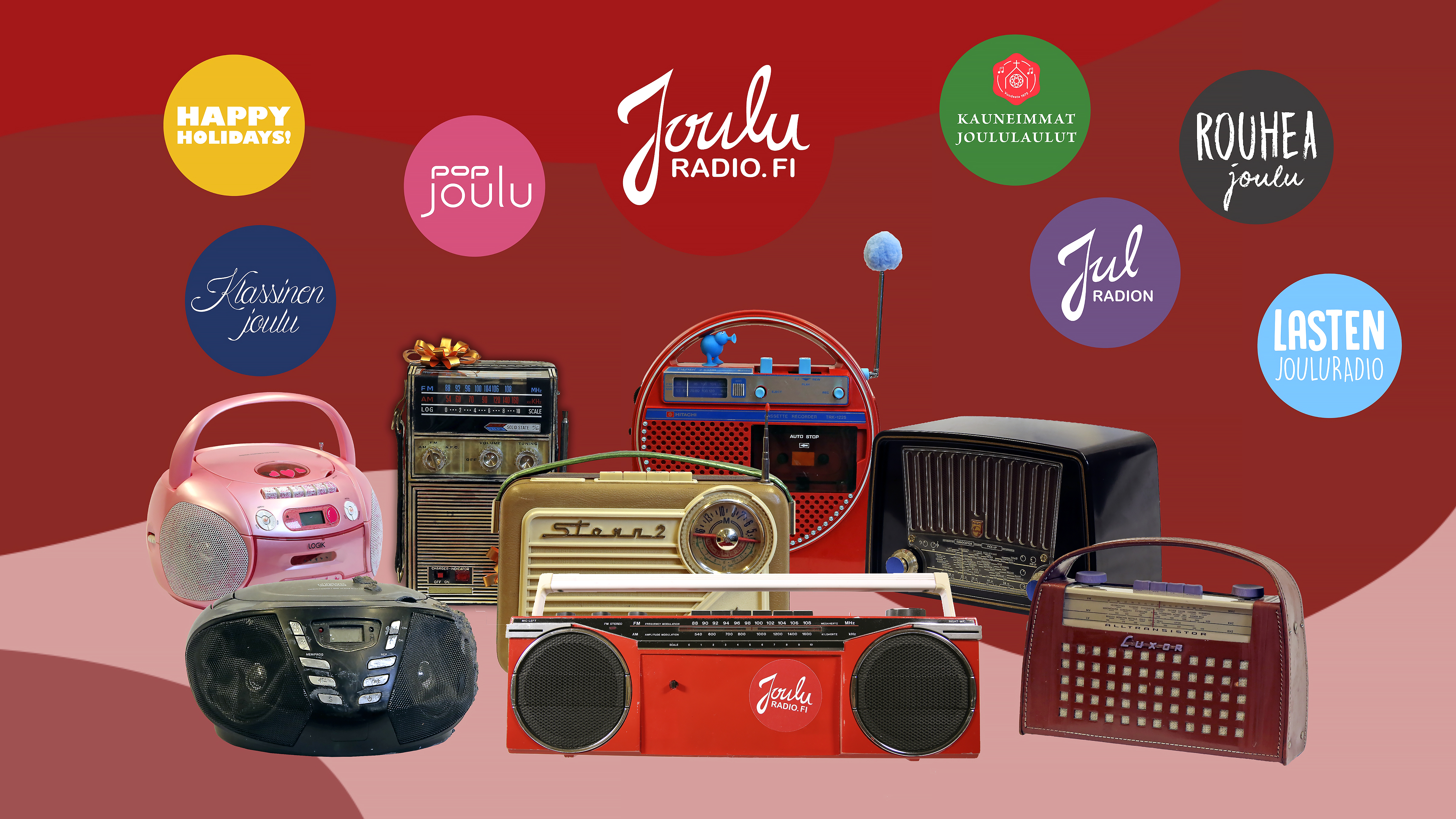 Jouluradiologoja ja vanhoja radioita.